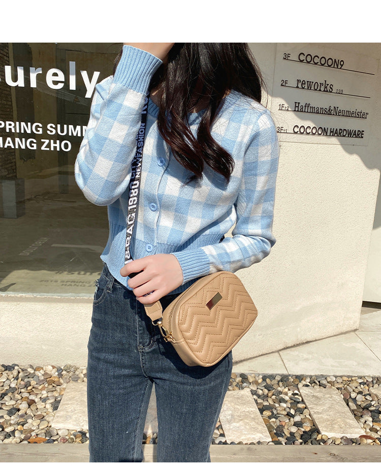 Women's Black Quilted Crossbody Bag Small PU Leather Shoulder Purse with Wide Patterned Strap Ideal for Travel and Daily Use