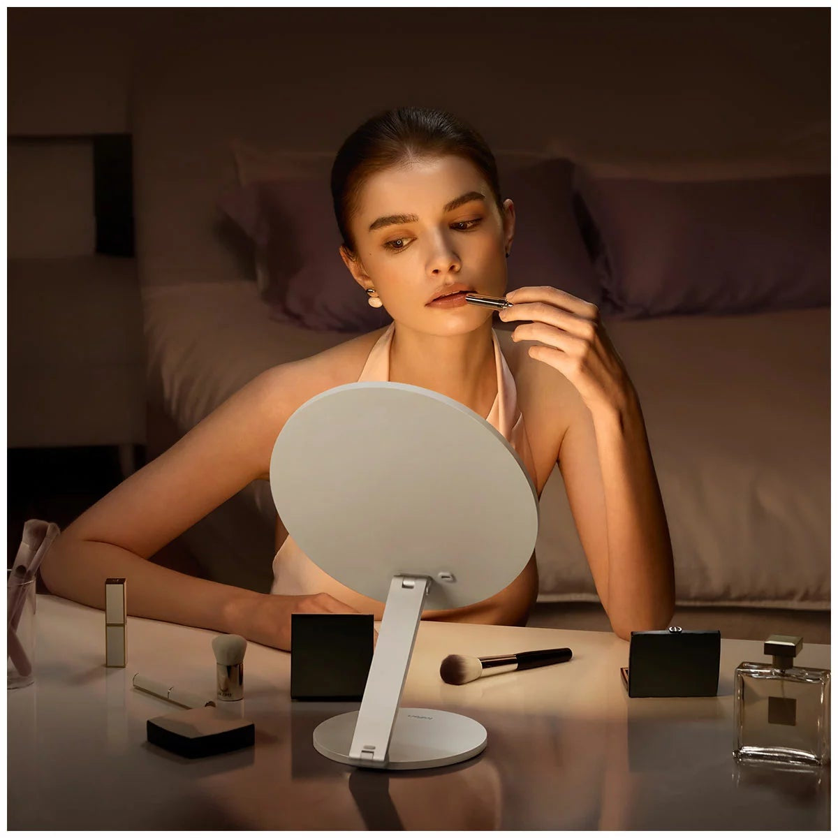 Laifen Glowy LED Vanity Mirror 5x Magnifying Mini Mirror Rechargeable White