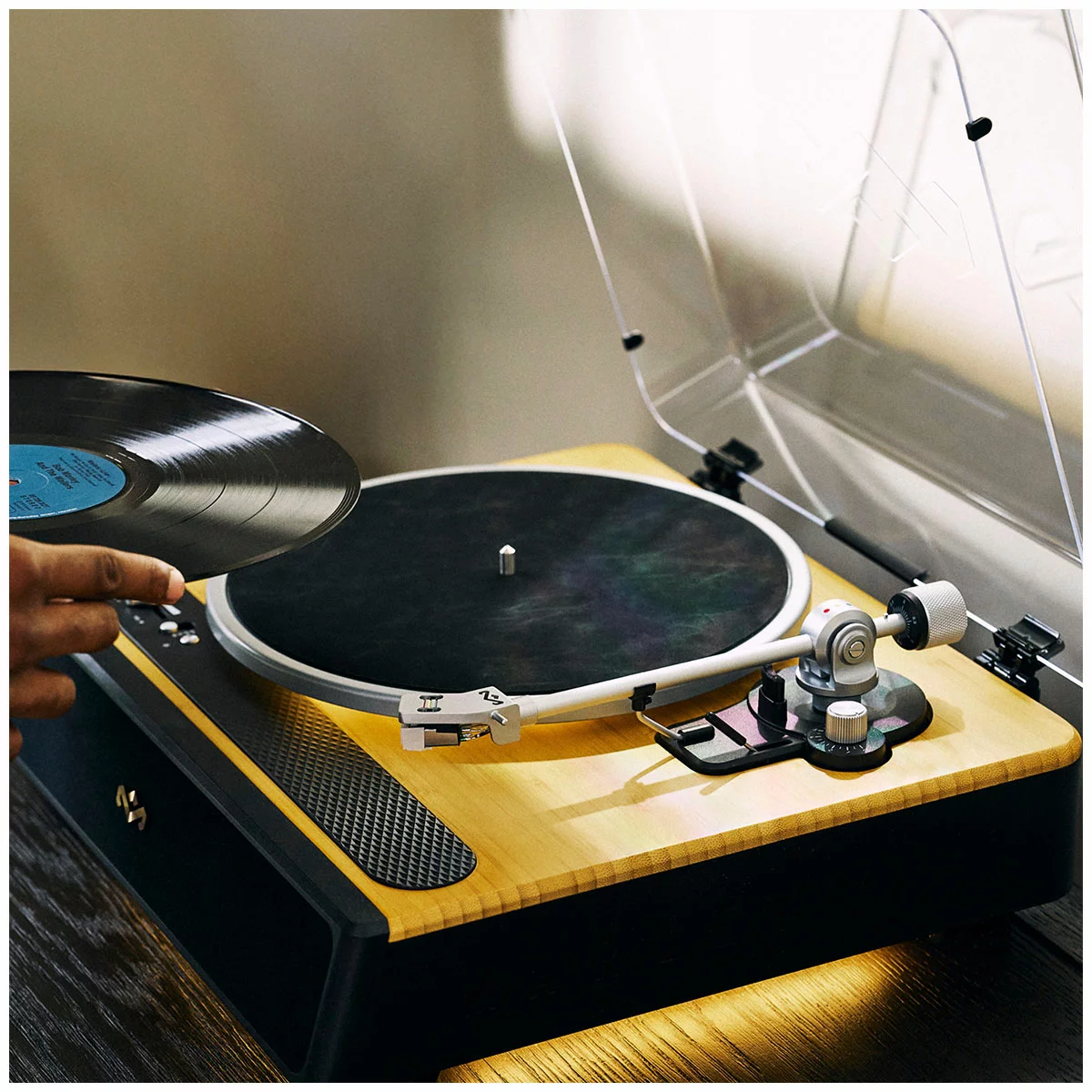 House of Marley Soul Rebel All in 1 Turntable Bluetooth EM-JT401-SB Black