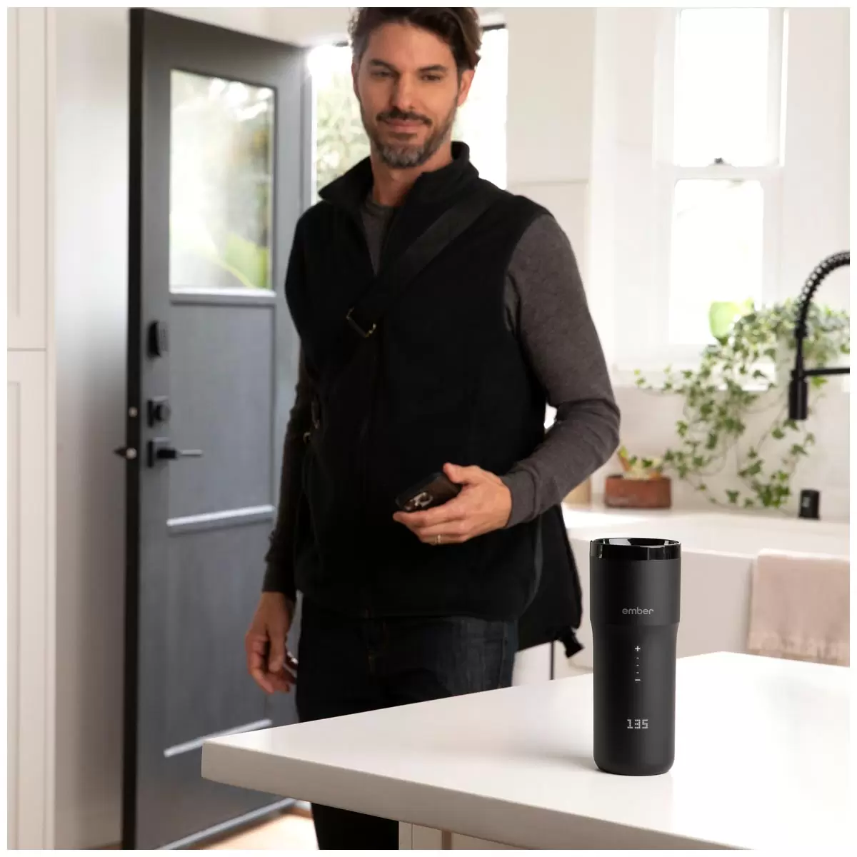 Ember Travel Mug 2 354ml Black TM231200AP Smart LED Indicator Light Free Shipping