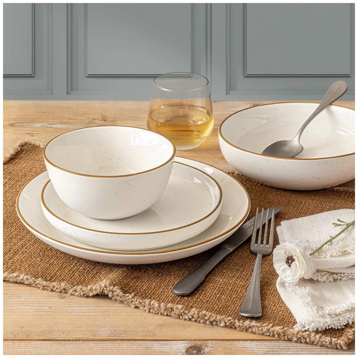 over&back Options 16 Piece Stoneware Dinner Set White Microwave Safe