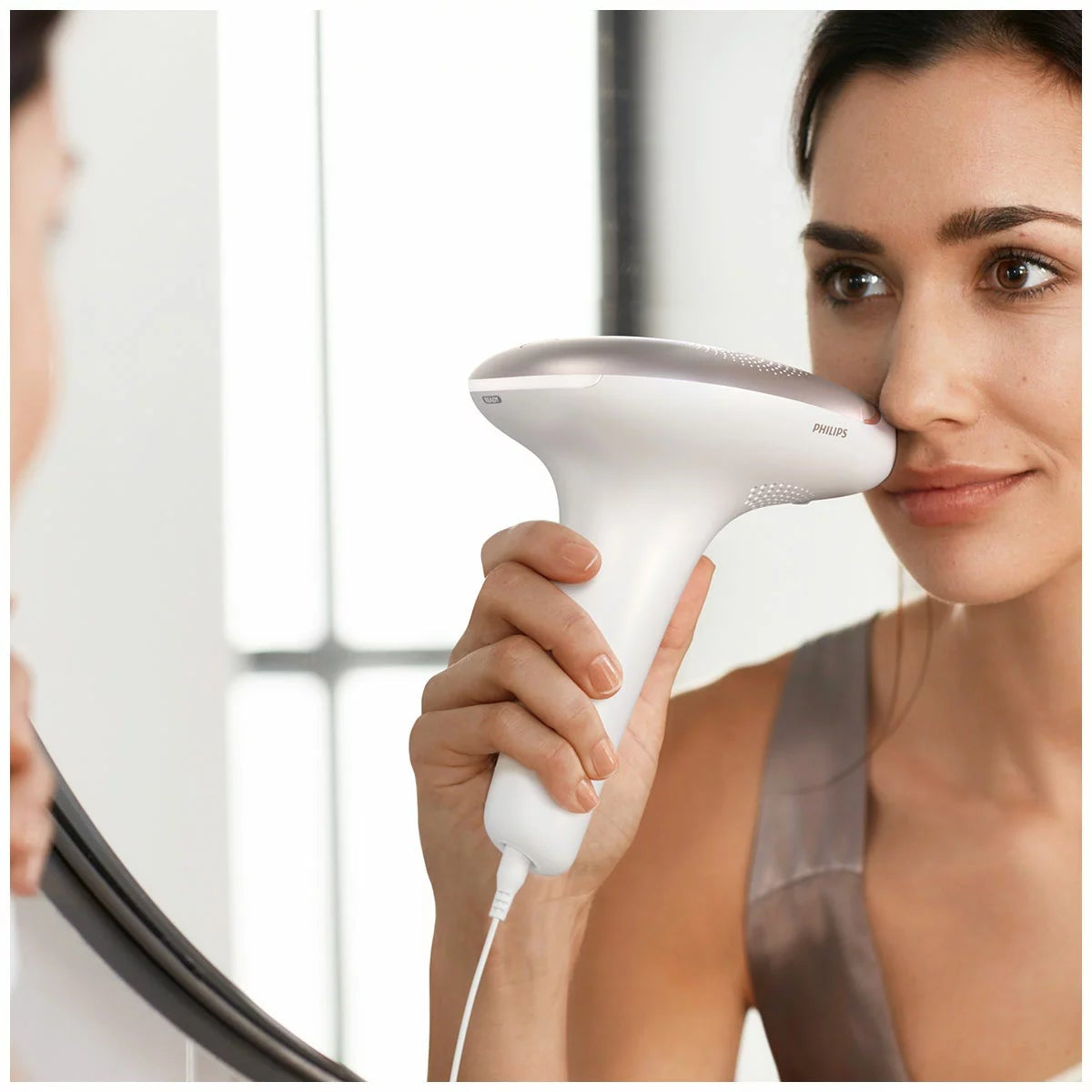 Philips Lumea BRI923/00 IPL Hair Removal Device Body Face Bikini 250K Flashes