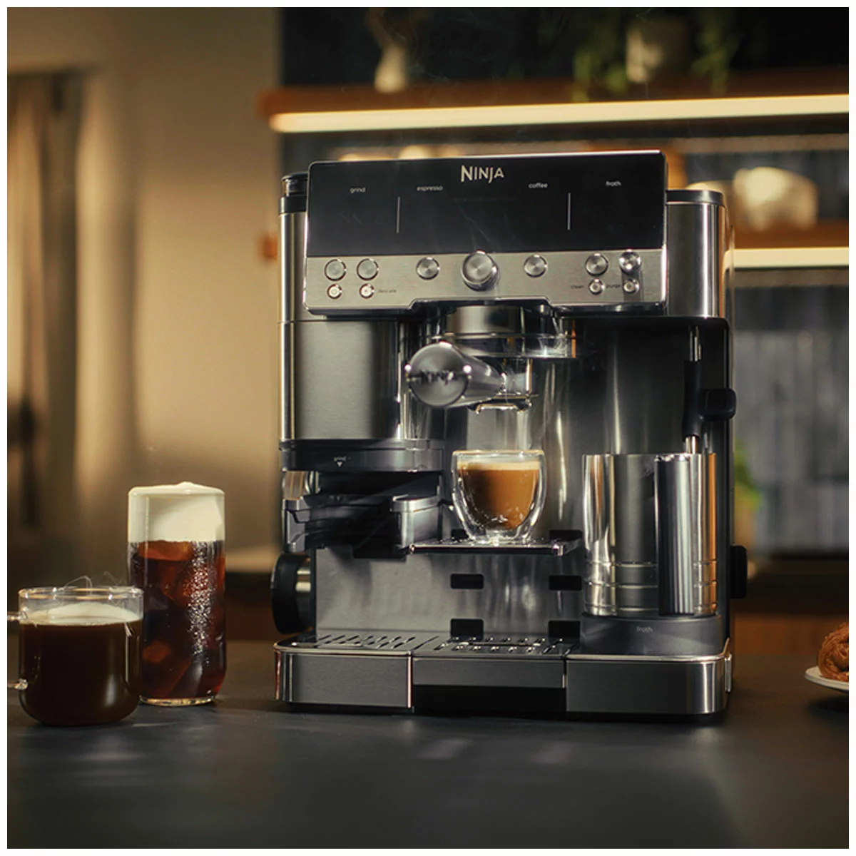 Ninja Luxe Cafe Espresso Machine ES601ANZ 3-in-1 Coffee Maker Grinder Frother