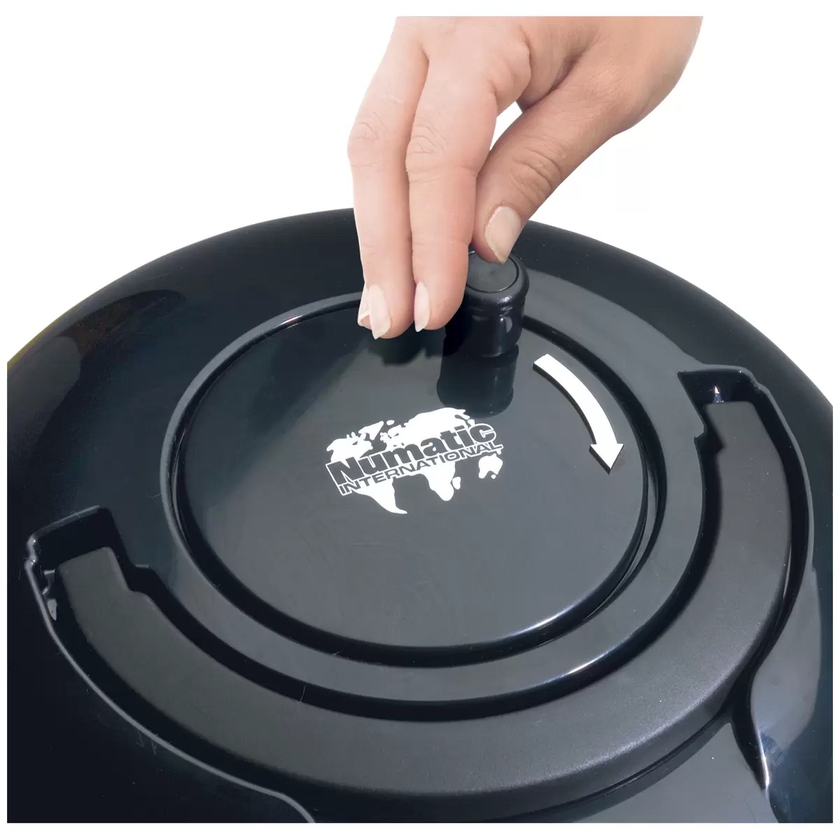 Numatic Henry Compact Xtra HVX160 Vacuum Cleaner – 6-Litre Bag