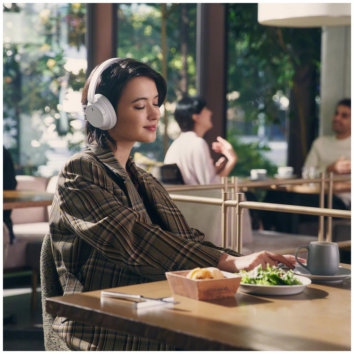 Sony WH-CH720N Wireless Noise Cancelling Headphones White Bluetooth Over Ear
