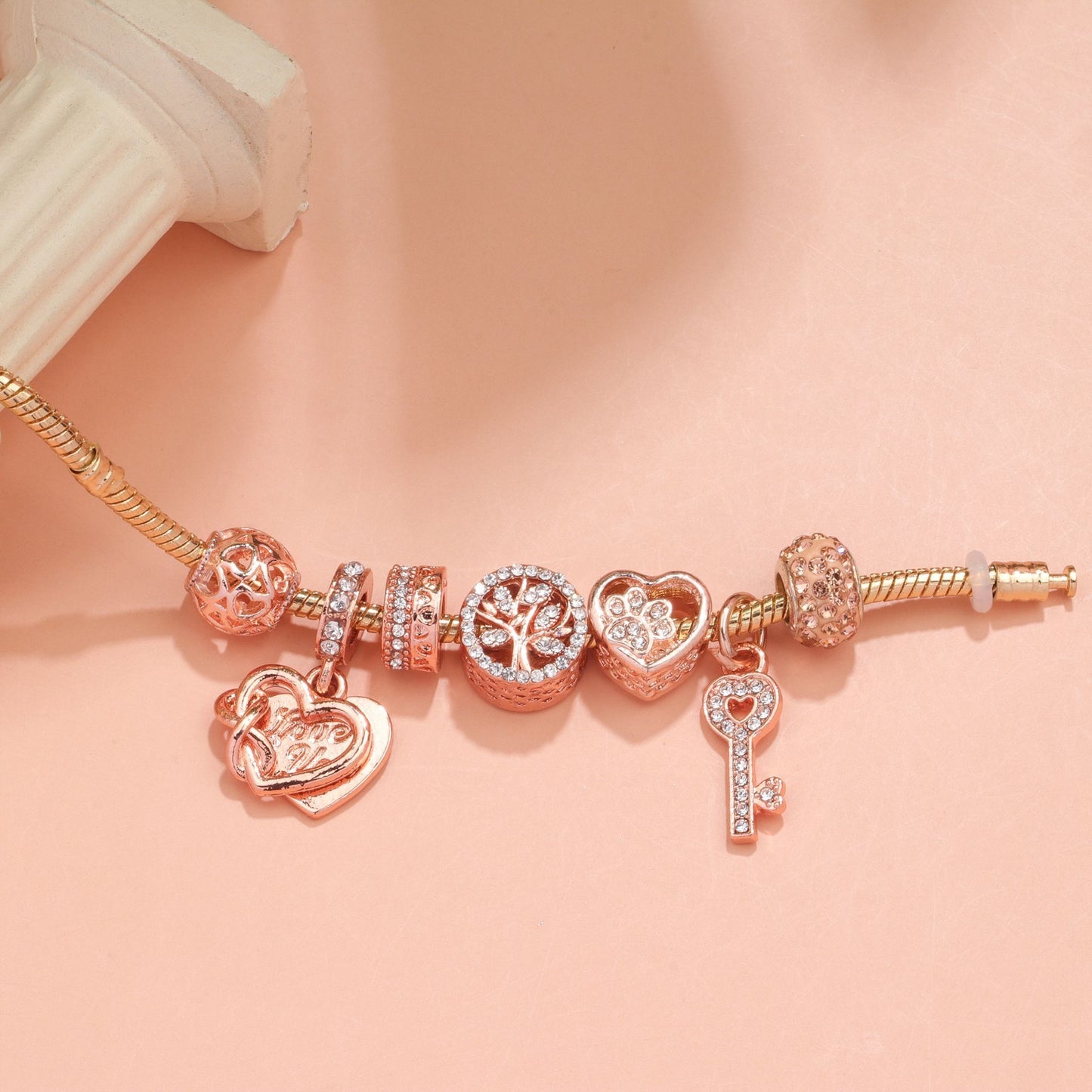 Crystal-studded Hollow Heart Key Tree of Life Bracelet(rose gold,18cm)