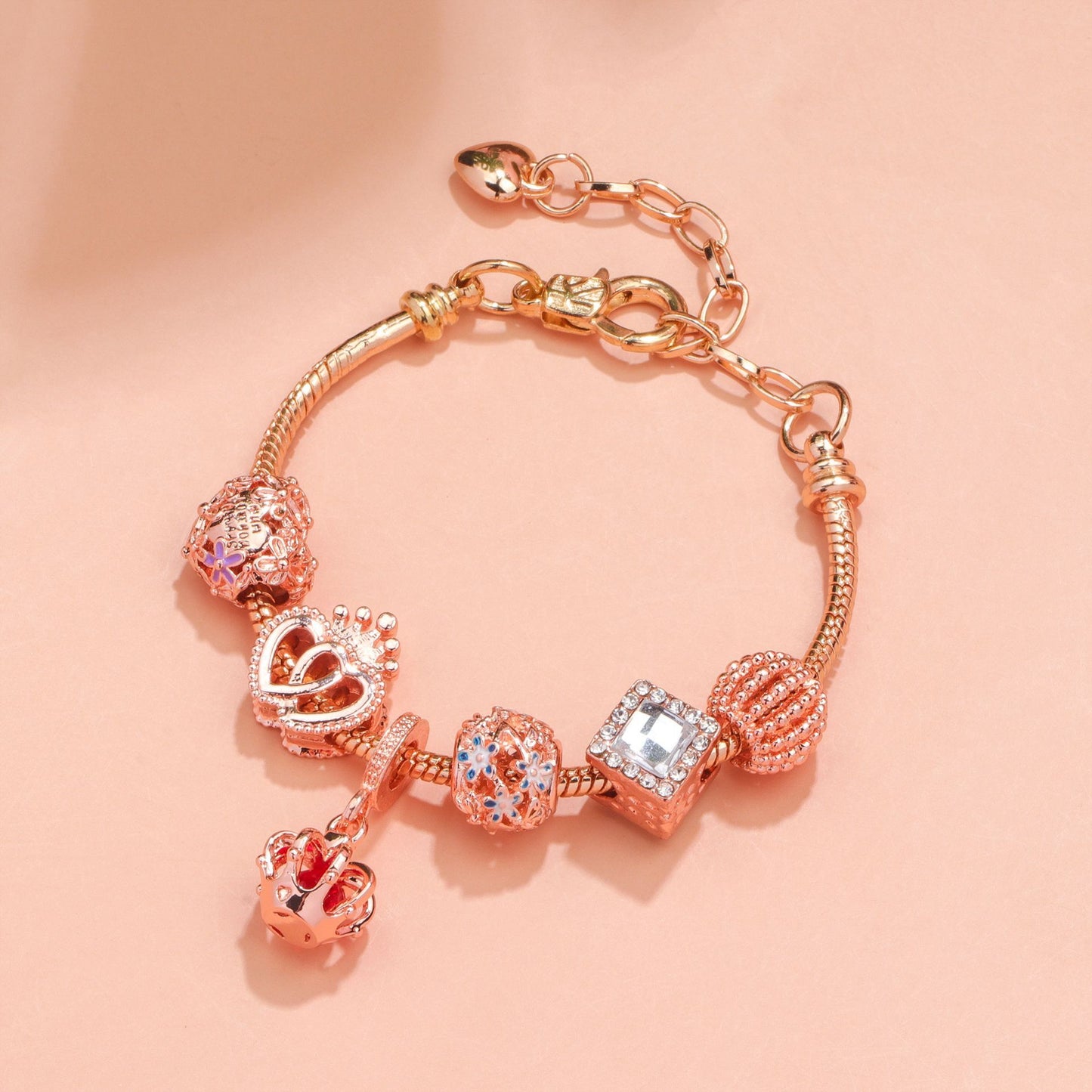 Hollow-out Rhinestone Heart Flower Charm Bracelet(rose gold,19cm)