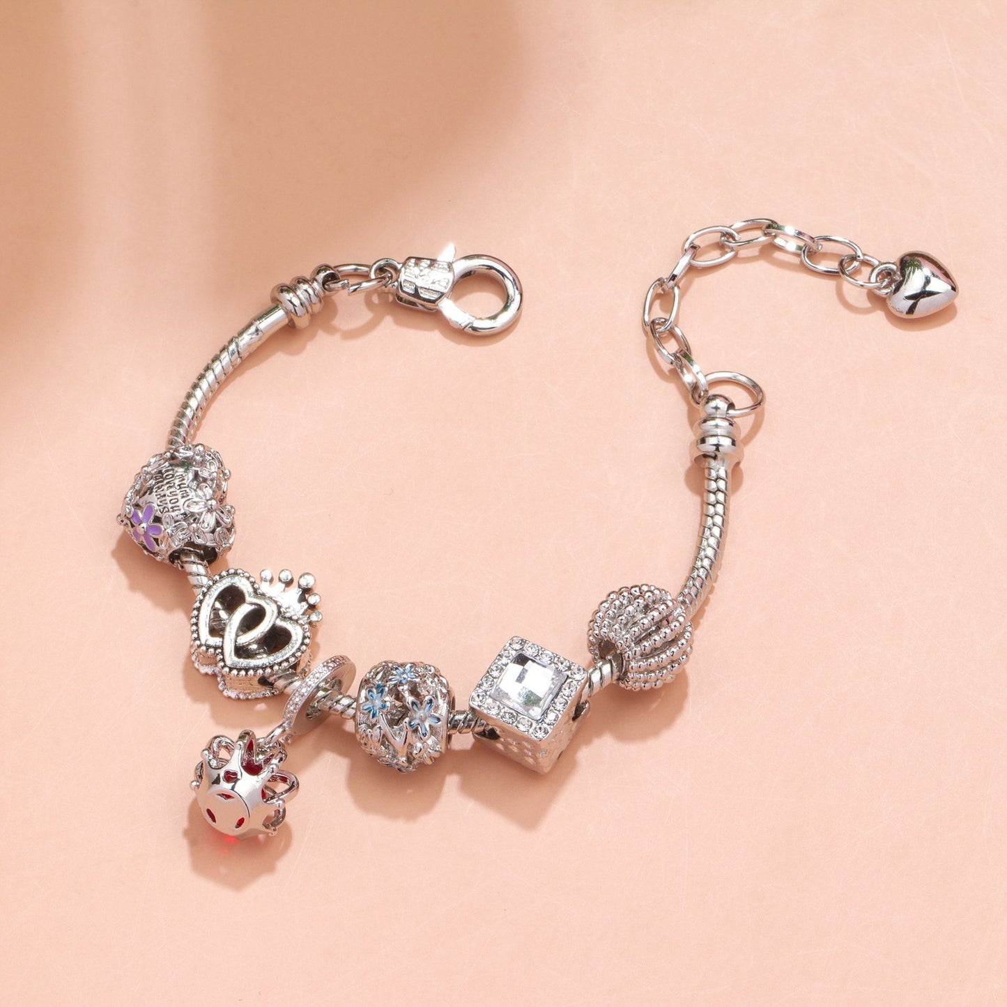 Hollow-out Rhinestone Heart Flower Charm Bracelet(Silver,17cm)