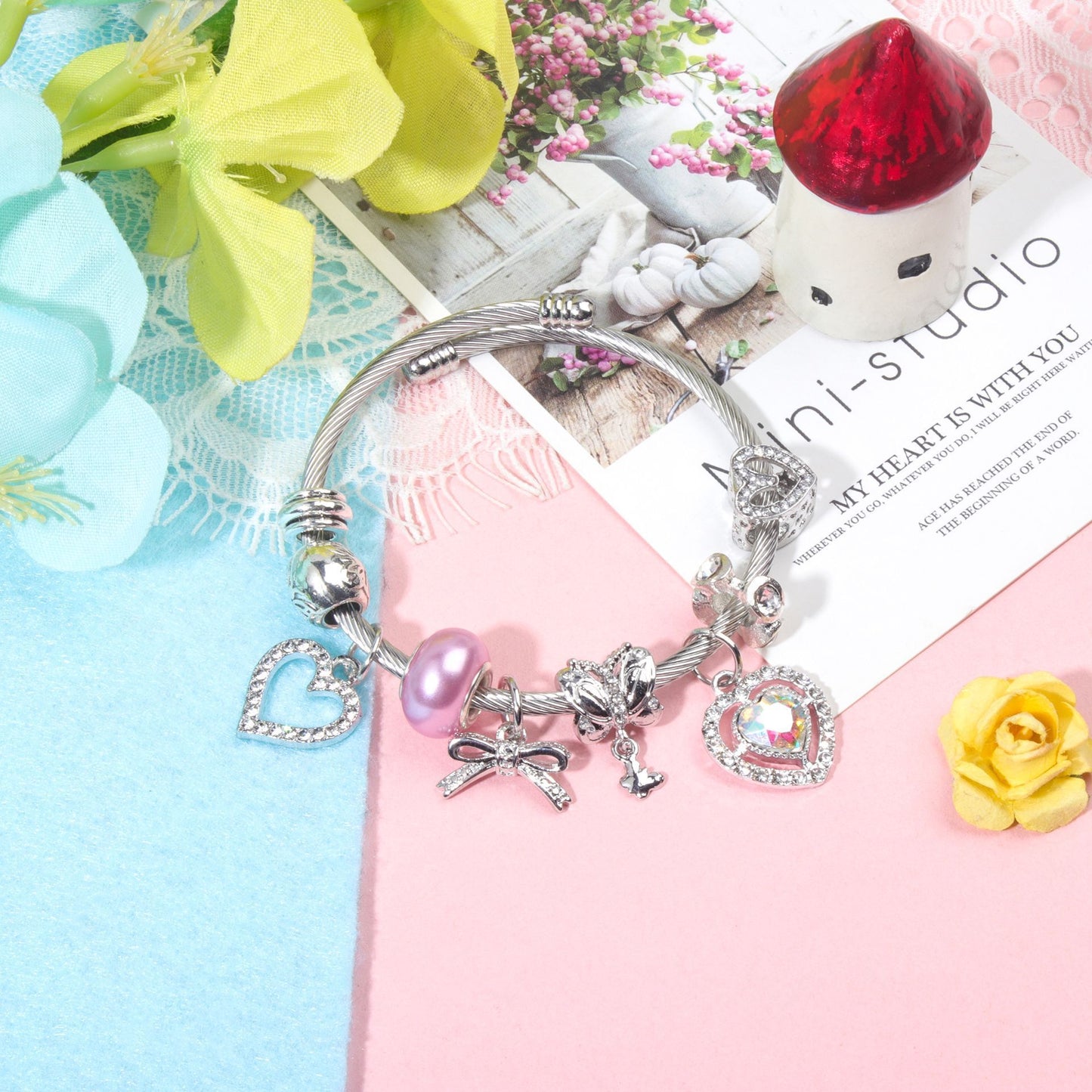 Cute Heart-shaped Beaded Bracelet with Rhinestones(17cm)