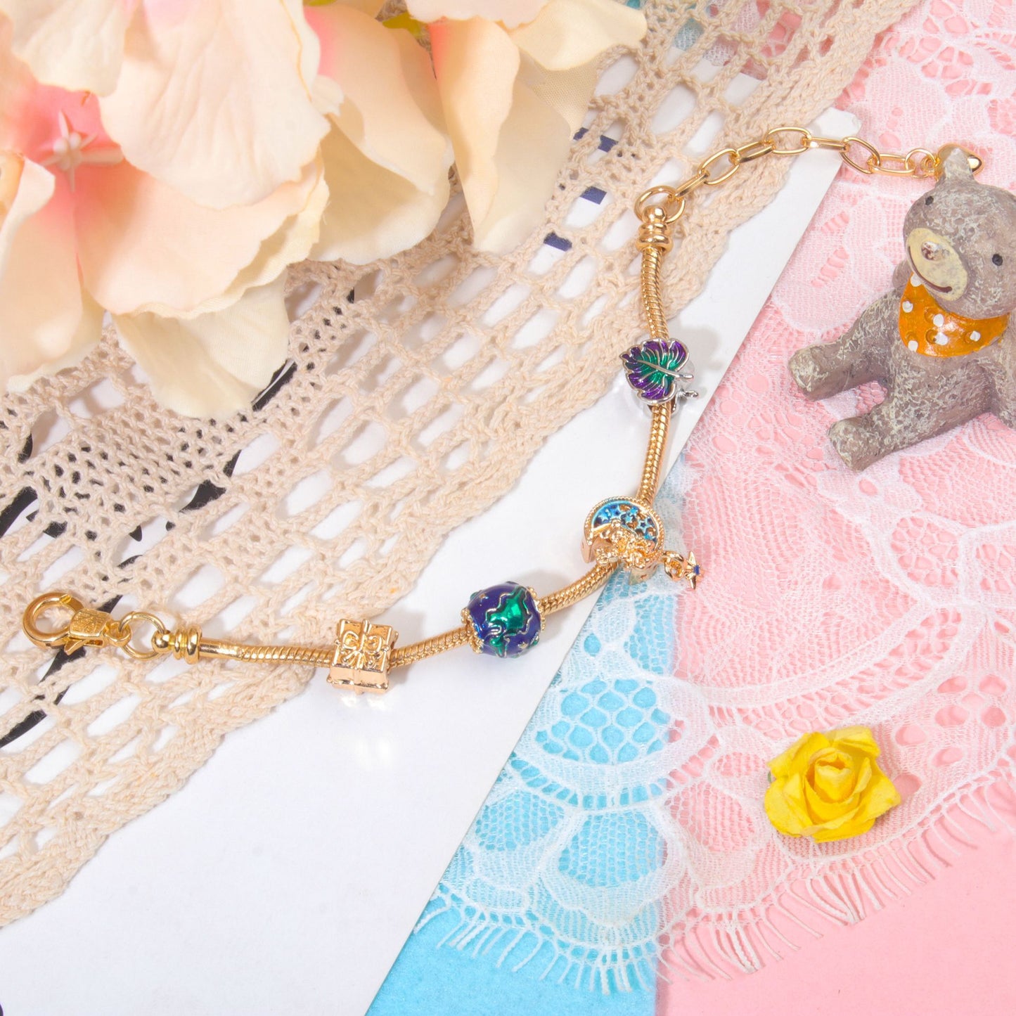 Colorful Leaf Moon Star Pendant Versatile Gold Bracelet(18cm)