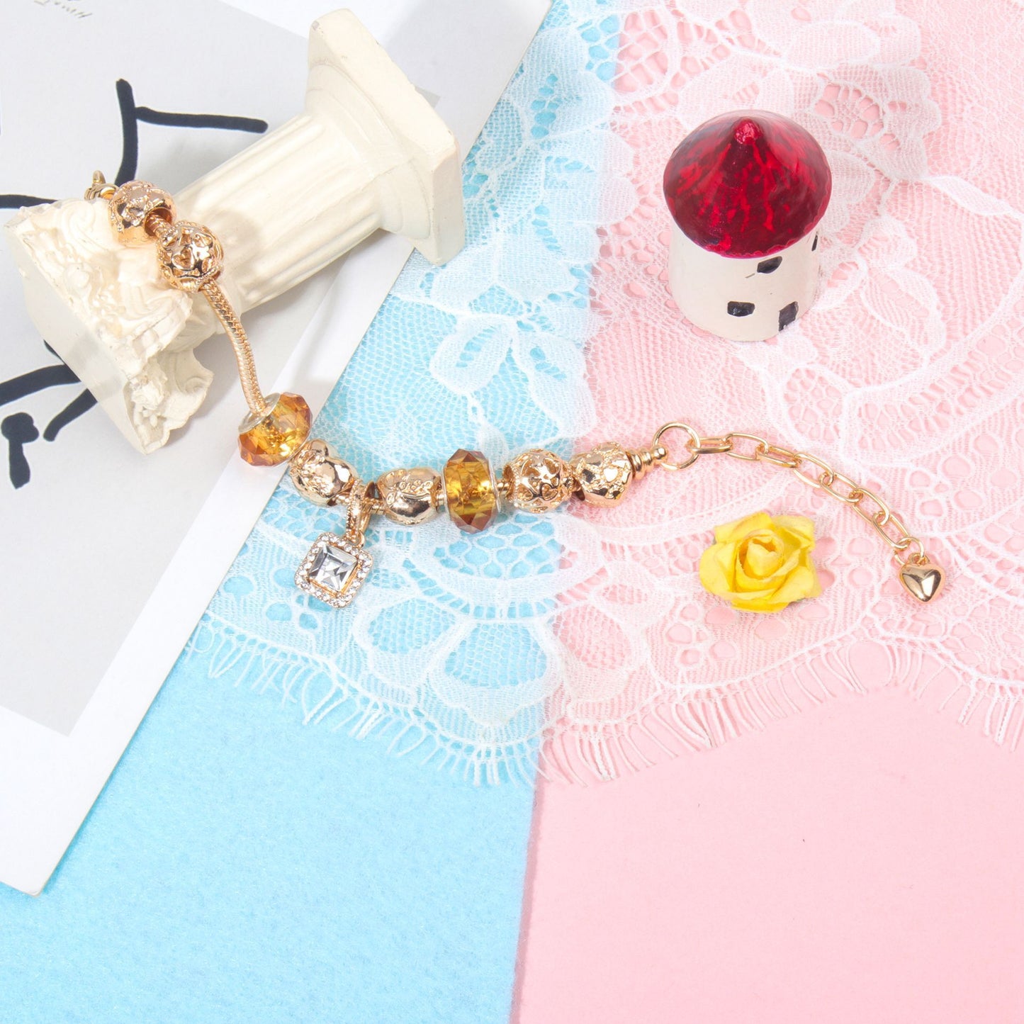 Golden Heart Zircon Hollow Bead Bracelet with Rhinestone Pendant(21cm)