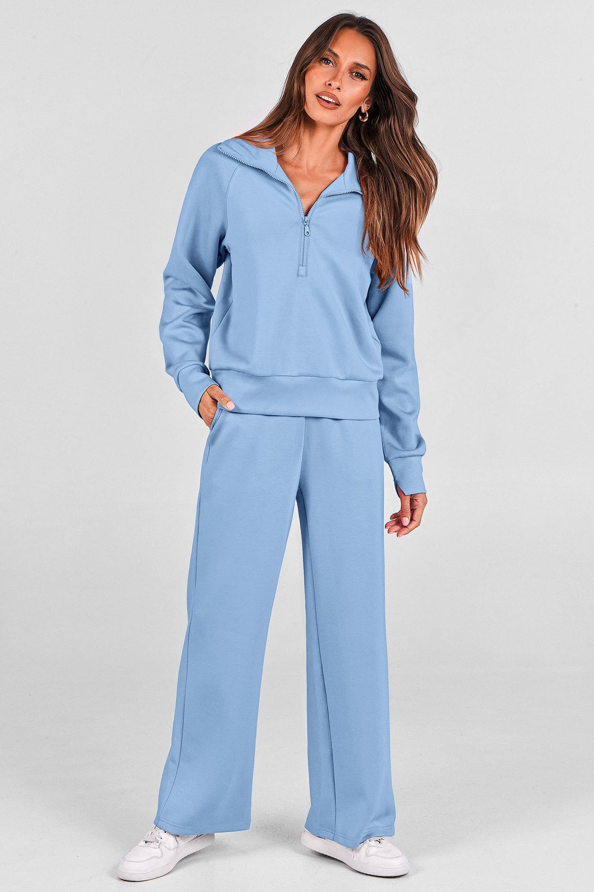 Women's 2-Piece Active Set for Lounging, Working Out, and Casual Days, M (Light Blue)
